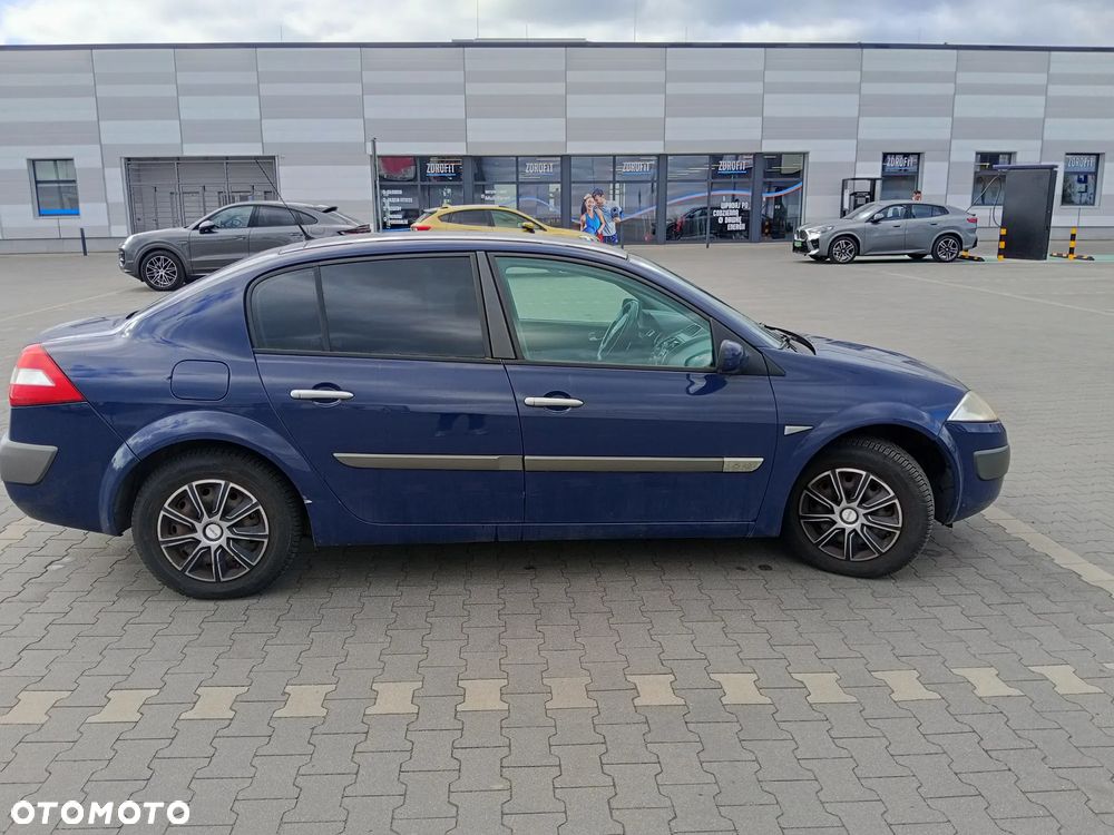 Renault Megane 1.6 Avantage - 5