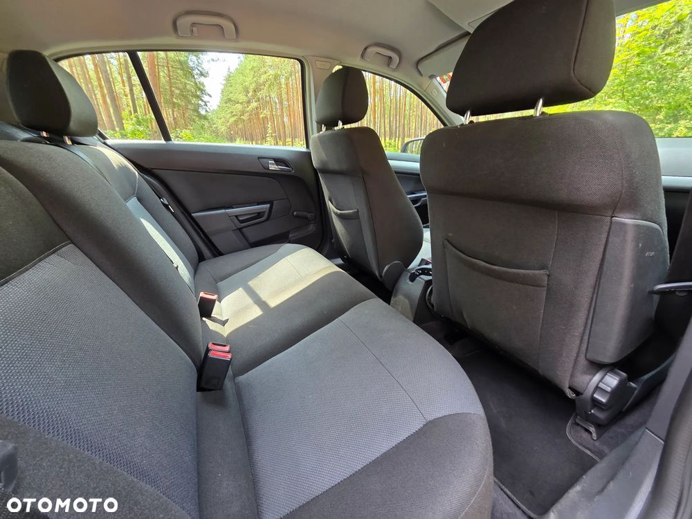 Opel Astra 1.6 Elegance Easytronic - 11