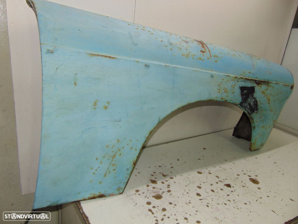 Peugeot 404 guarda lamas - 2