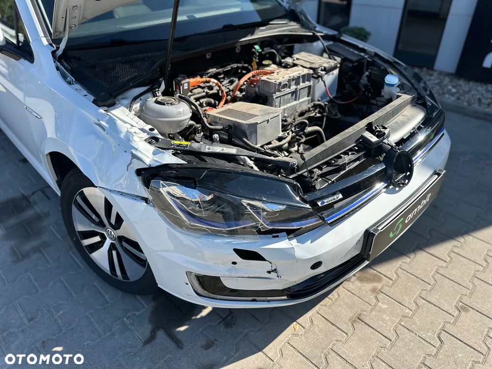 Volkswagen Golf e-Golf - 8