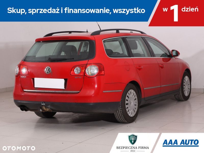 Volkswagen Passat Variant - 7