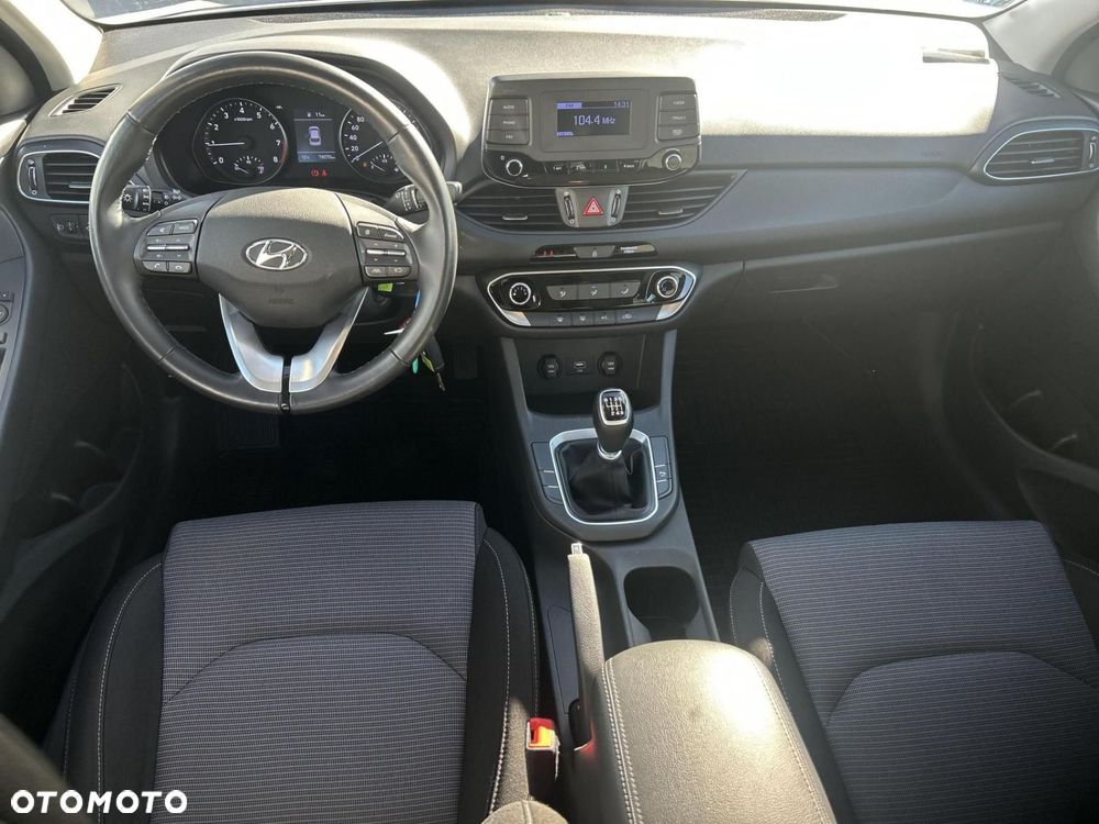 Hyundai i30 - 16