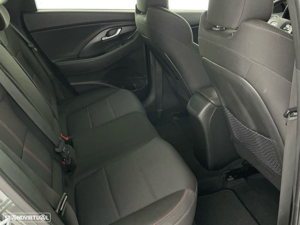 Hyundai i30 SW 1.6 CRDi N-Line - 25
