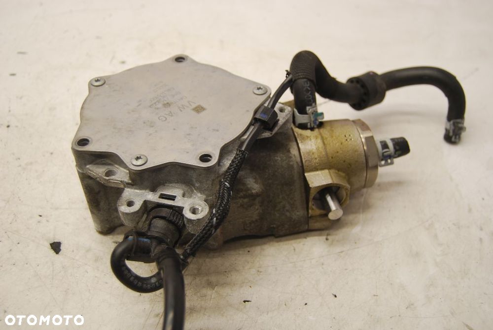 POMPA VACUM 06L145100F 2.0 TFSI VW PASSAT B8 AUDI SEAT SKODA - 1