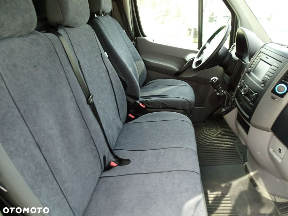 Volkswagen Crafter - 13