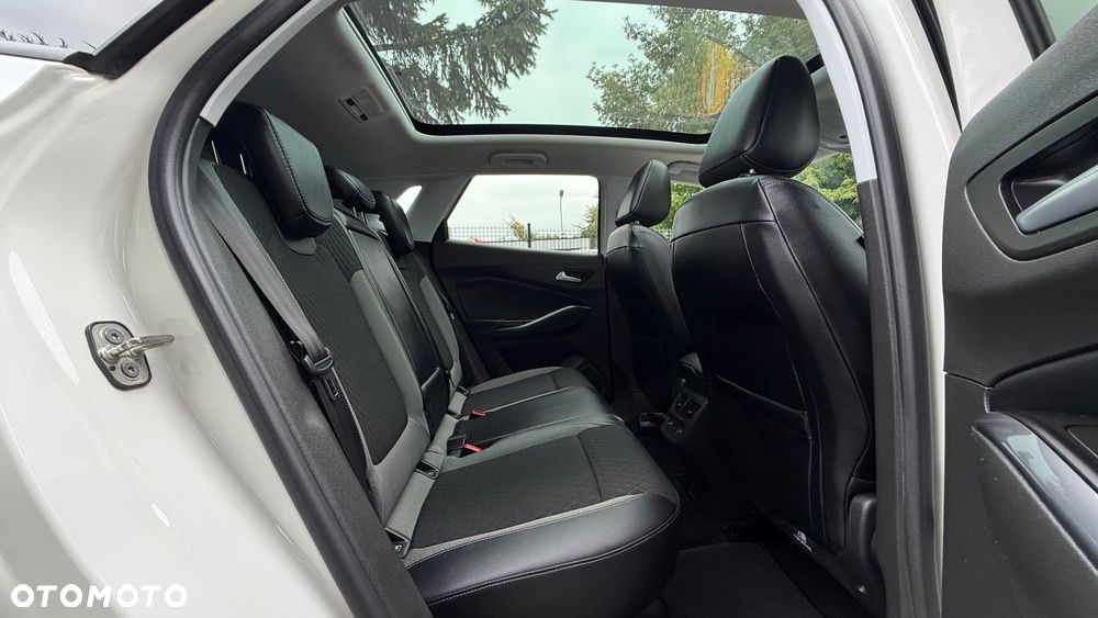 Opel Grandland X 1.2 T Innovation S&S - 34