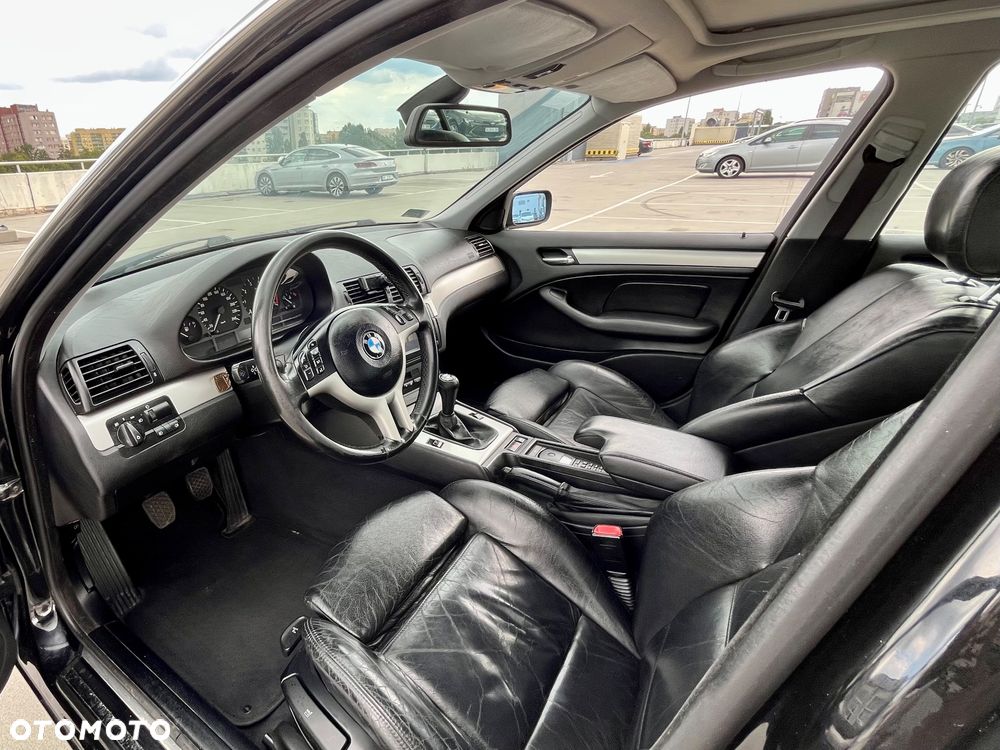 BMW Seria 3 320i - 10