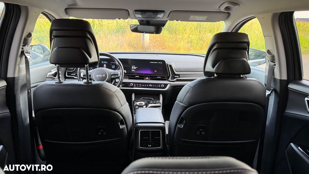 Kia Sportage 1.6 T-GDI PHEV 6AT 4x4 Business Line - 8