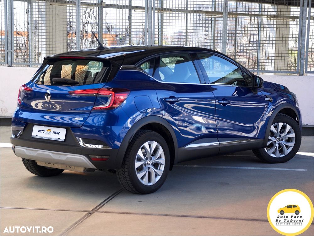 Renault Captur PHEV 160 Techno - 4