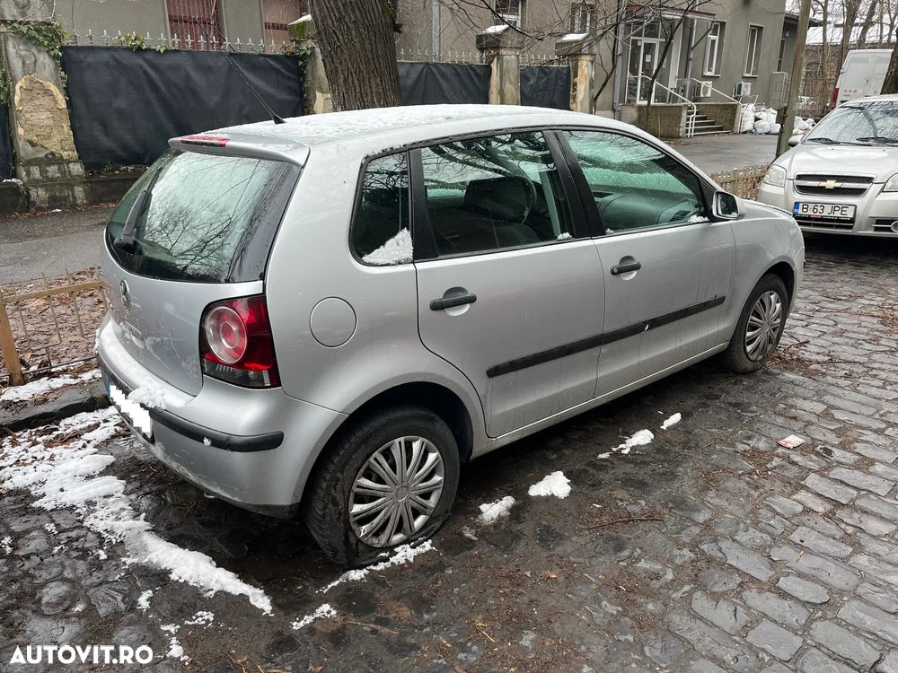 Dezmembrez VW Volkswagen Polo 9N Facelift 2007 1,2 benzina gri argintiu - 4