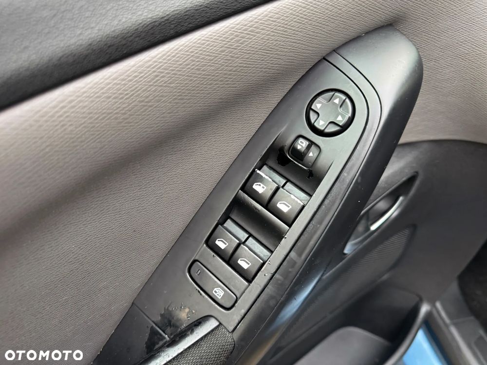 Citroën C4 Picasso 1.6 e-HDi Intensive - 10