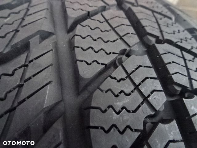 225/55/R17C 109/107T UNIROYAL SNOW MAX 3 - 3