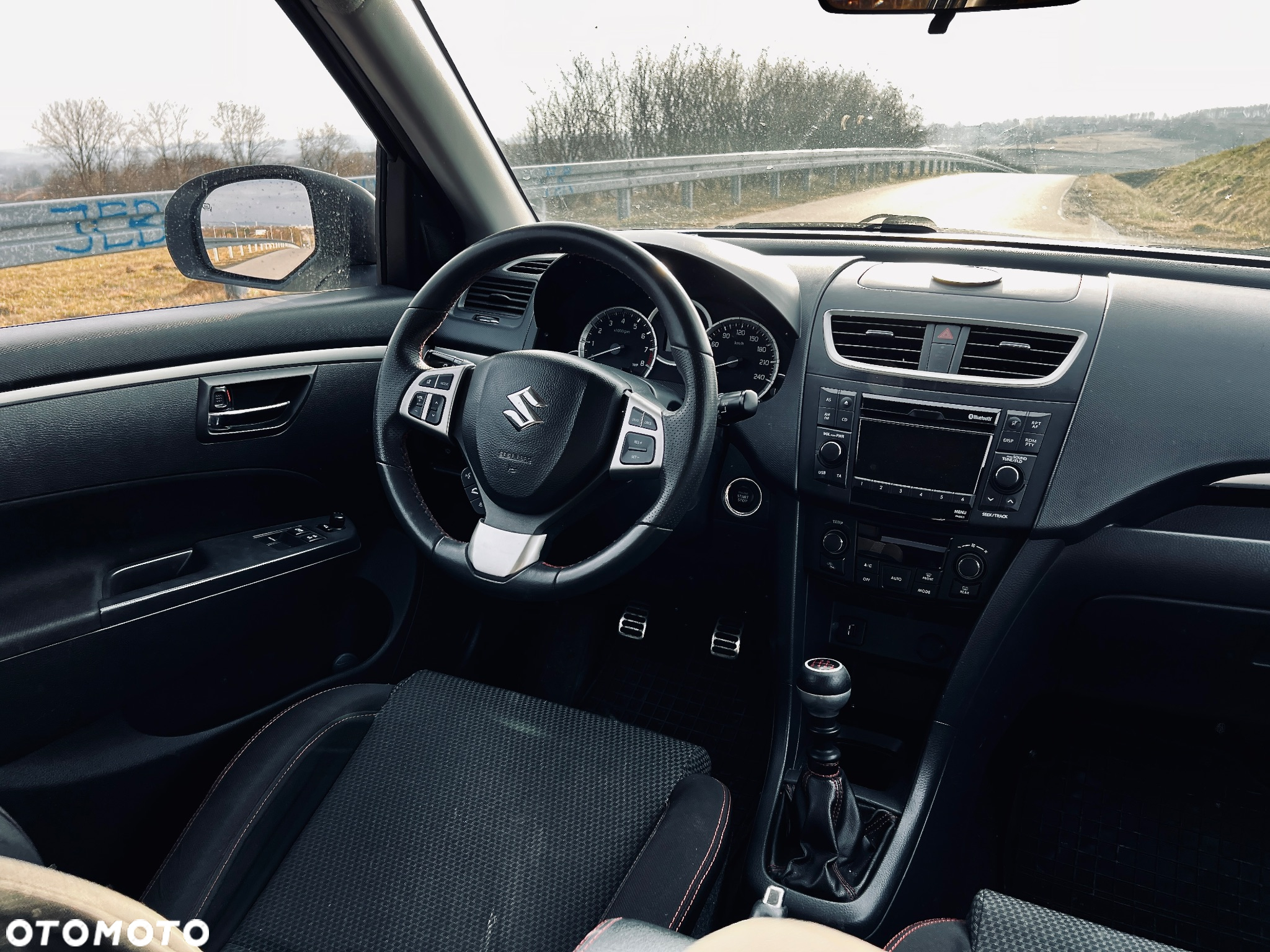 Suzuki Swift 1.6 Sport - 11