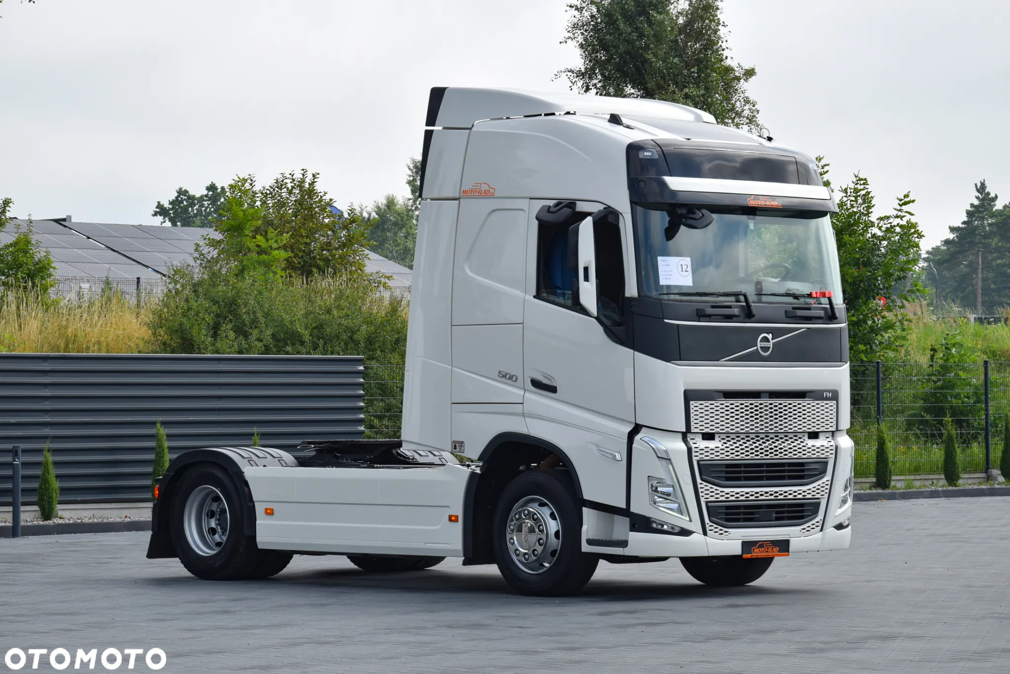 Volvo FH500 / EURO 6 / NOWY MODEL / KLIMATYZACJA POSTOJOWA / ACC / LEDY / 2 ZBIORNIKI PALIWA / FULL SPILERY / SERWISOWANY / SPROWADZONY - 3