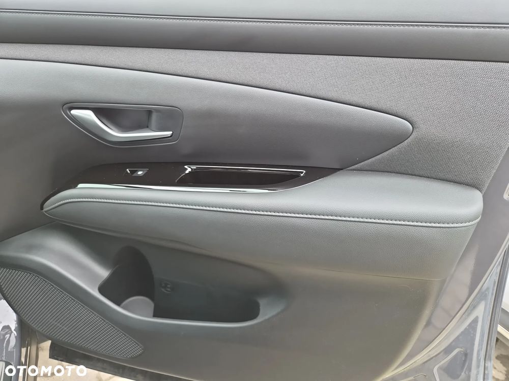 Hyundai Tucson 1.6 T-GDi Executive 2WD DCT - 26