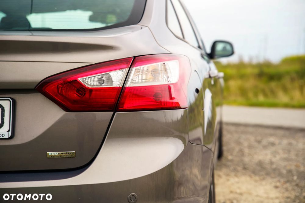 Ford Focus 1.0 EcoBoost Edition - 10