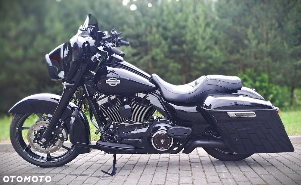 Harley-Davidson Touring Street Glide - 1