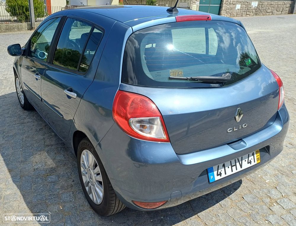 Renault Clio 1.2 16V Dynamique S - 7