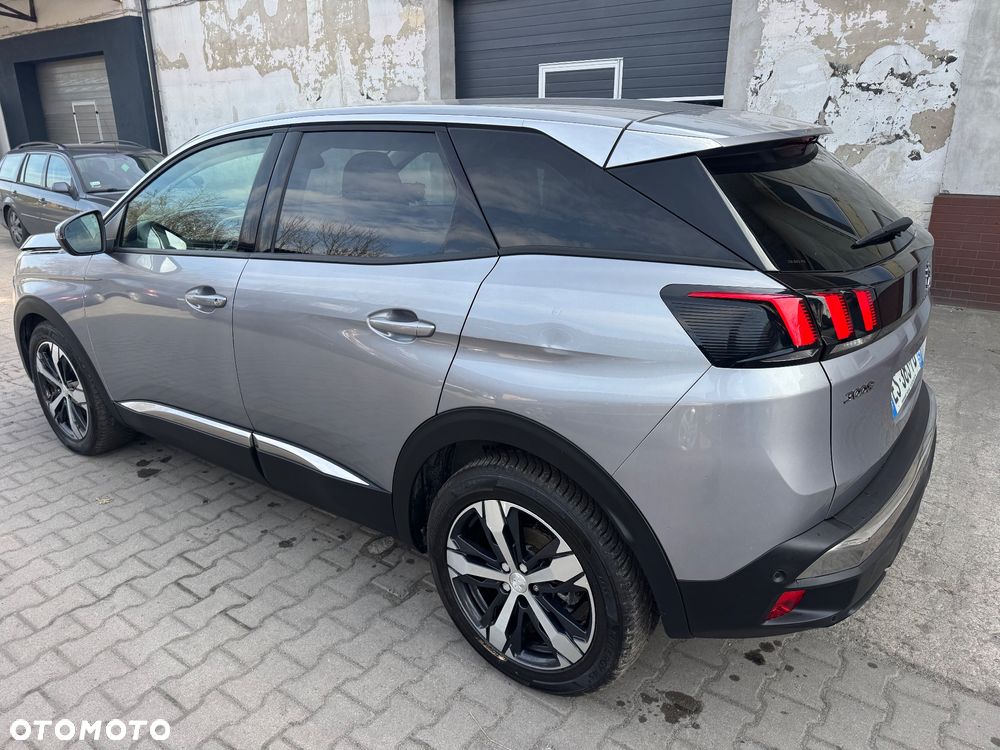 Peugeot 3008 PureTech 130 Stop & Start GPF Allure - 4