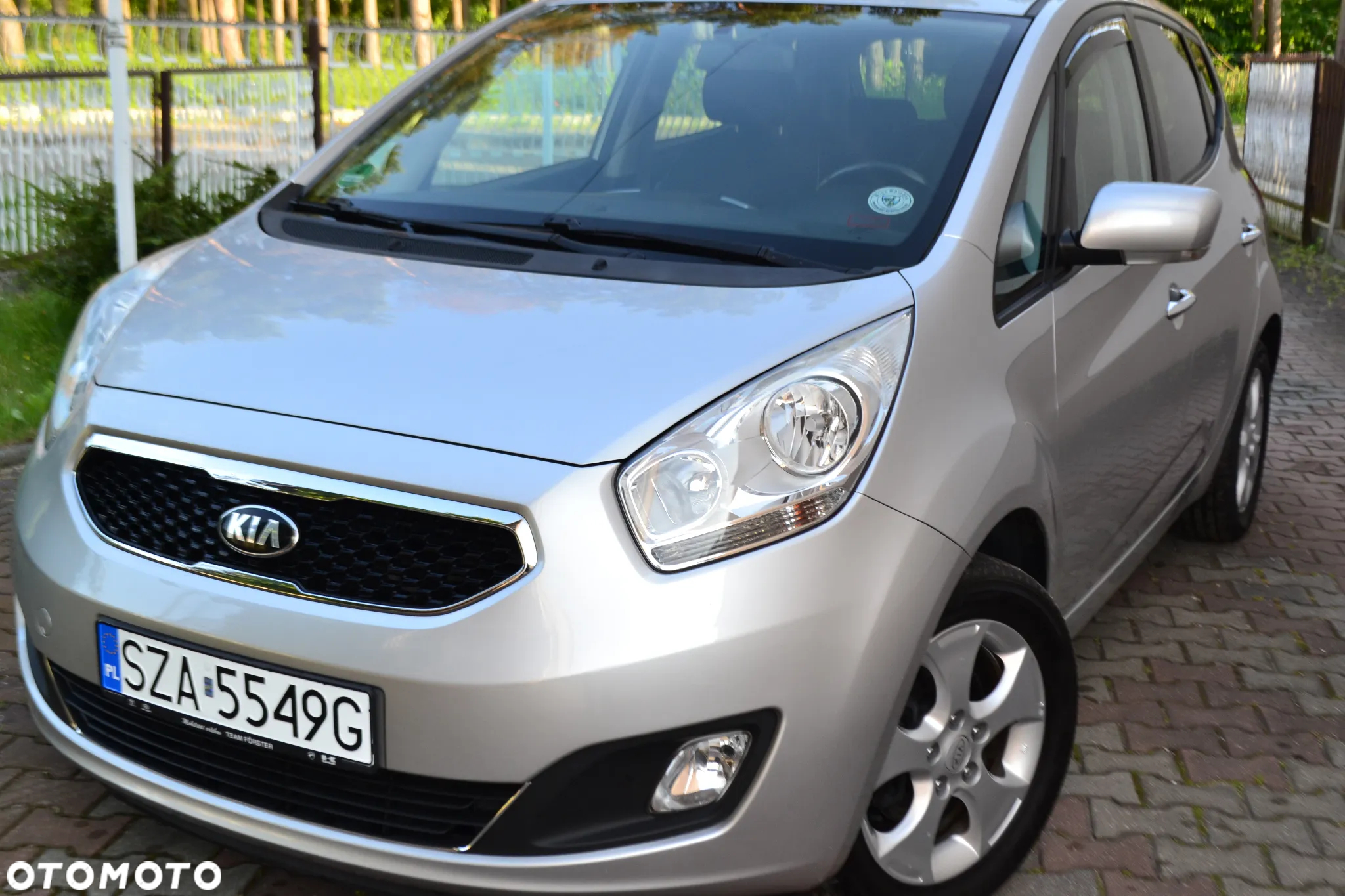 Kia Venga 1.6 CRDi 128 Fifa World Cup Edition - 2