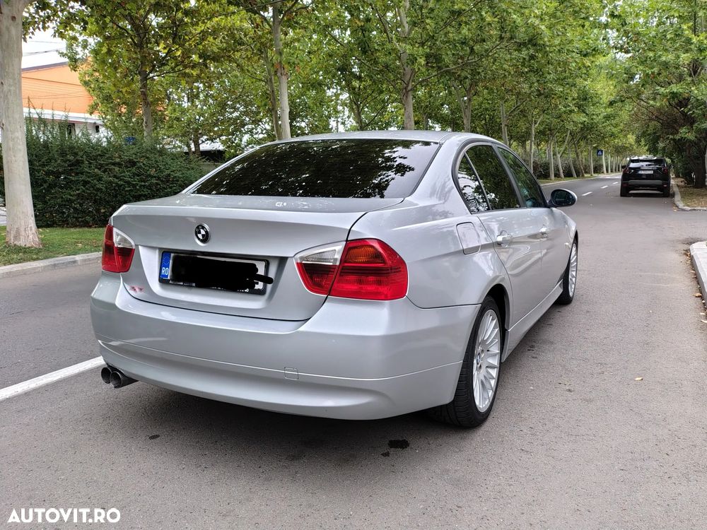 BMW Seria 3 320d - 5