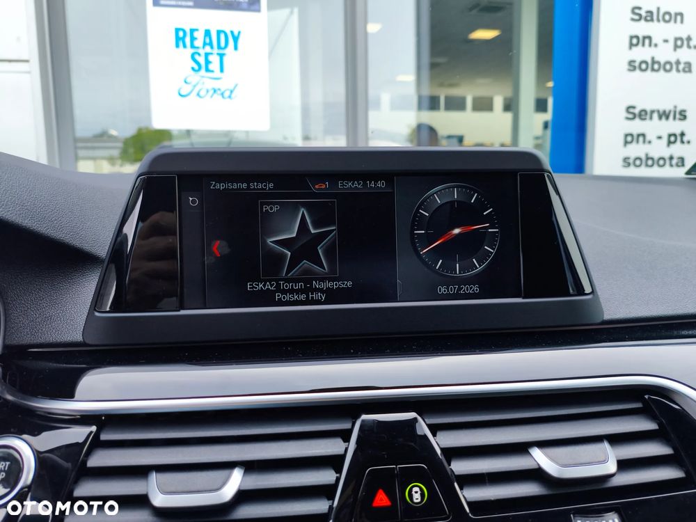 BMW Seria 5 518d Sport Line - 23
