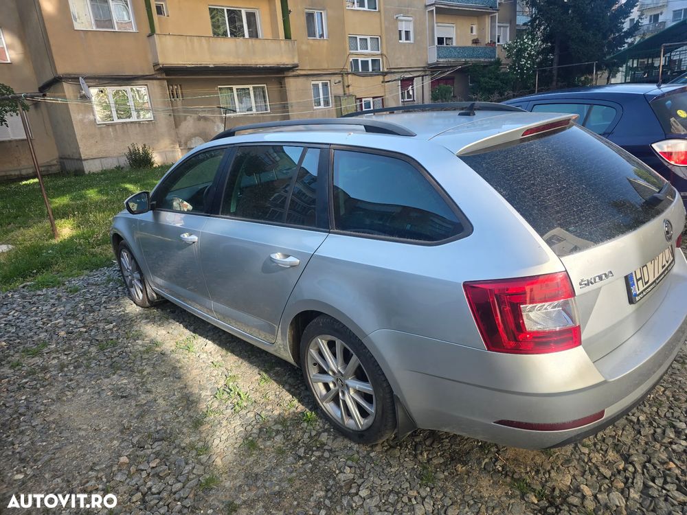 Skoda Octavia 1.6 TDI Green tec DSG Edition - 9