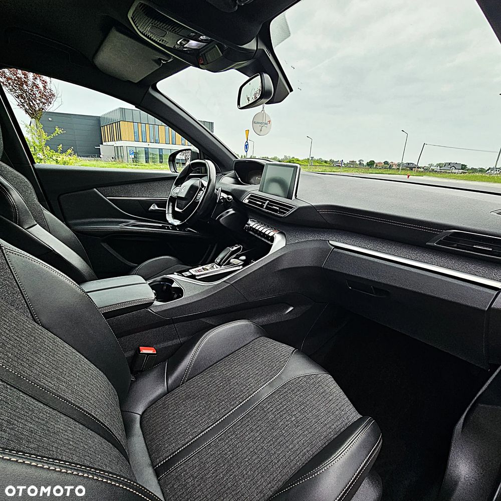 Peugeot 3008 1.6 PureTech GT S&S EAT8 - 19