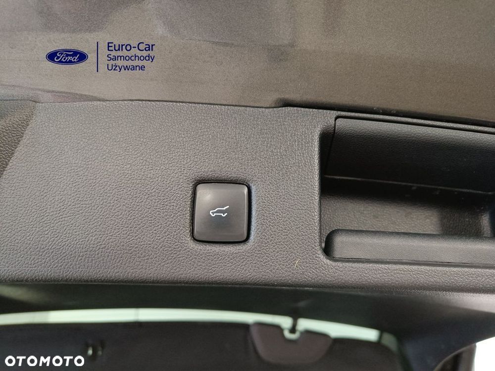 Ford Kuga 2.5P PHEV FWD ST-Line X - 9