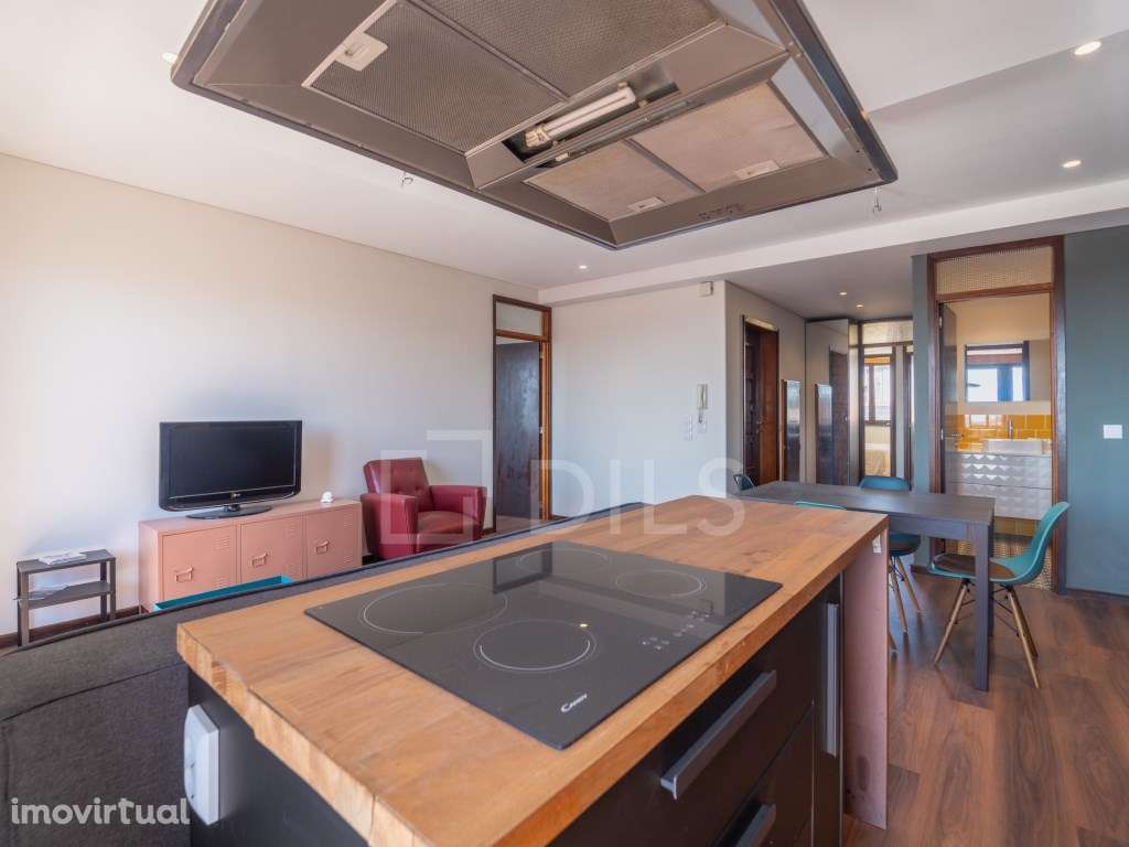 Apartamento T3, na Baixa do Porto, Marquês - Constituição - Grande imagem: 5/31