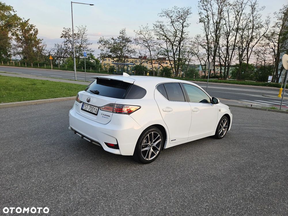 Lexus CT 200h F Sport EU6 - 3