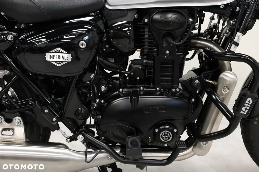 Benelli IMPERIALE 400 - 27