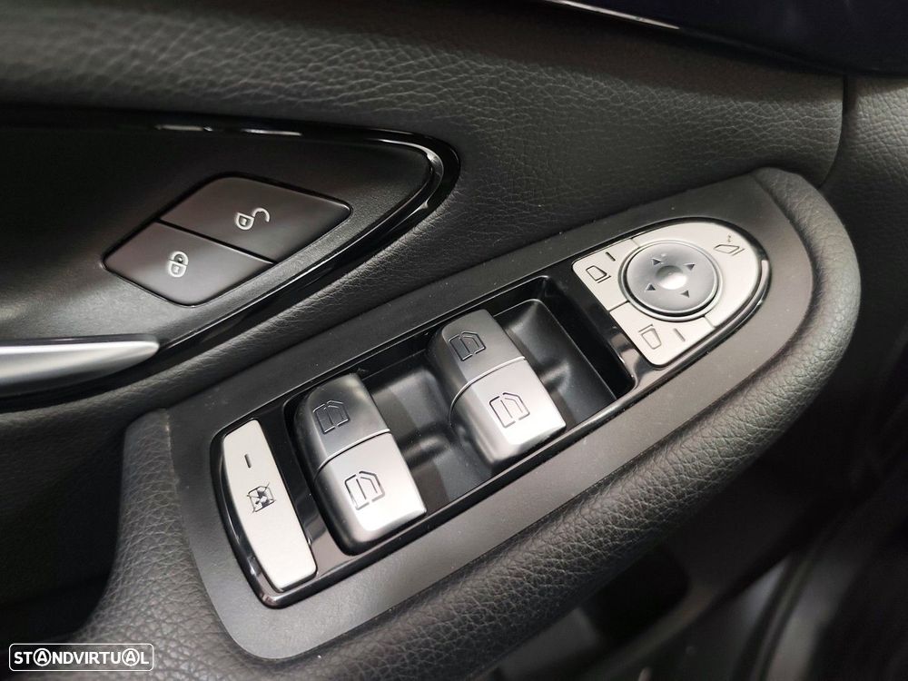 Mercedes-Benz C 200 d Avantgarde - 30