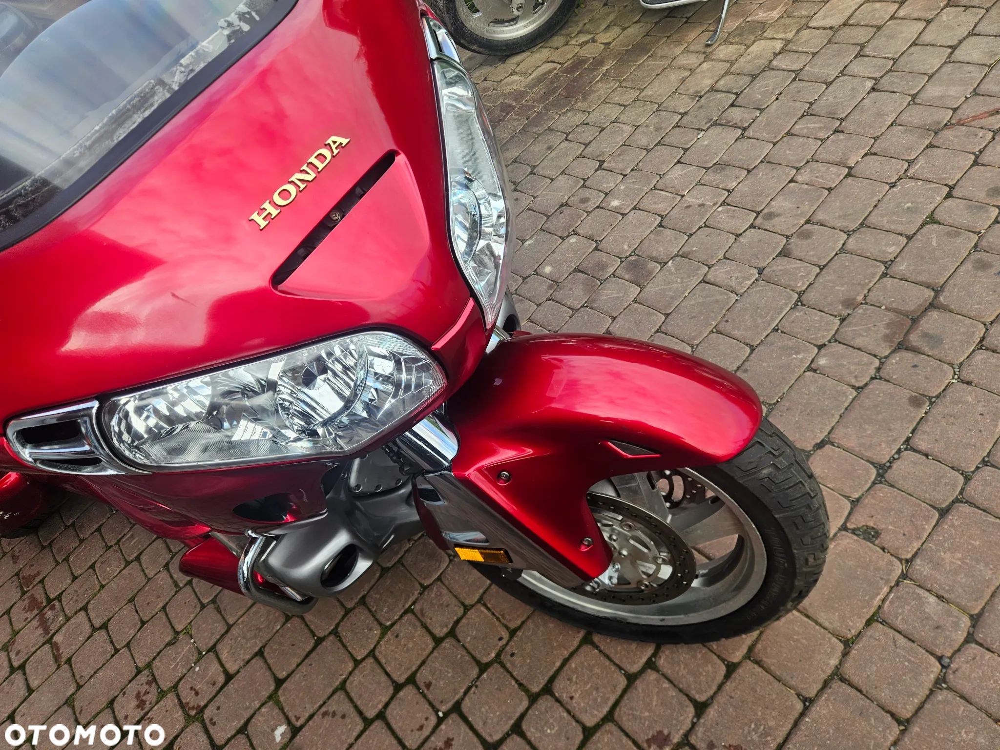 Honda GL - 6