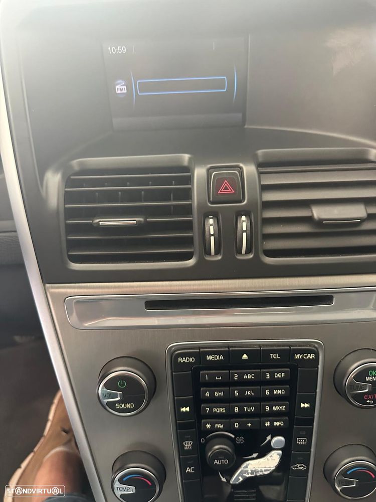Volvo XC 60 2.0 D3 Drive - 5