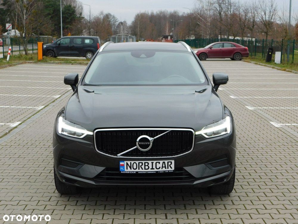 Volvo XC 60 D3 Momentum Pro - 2
