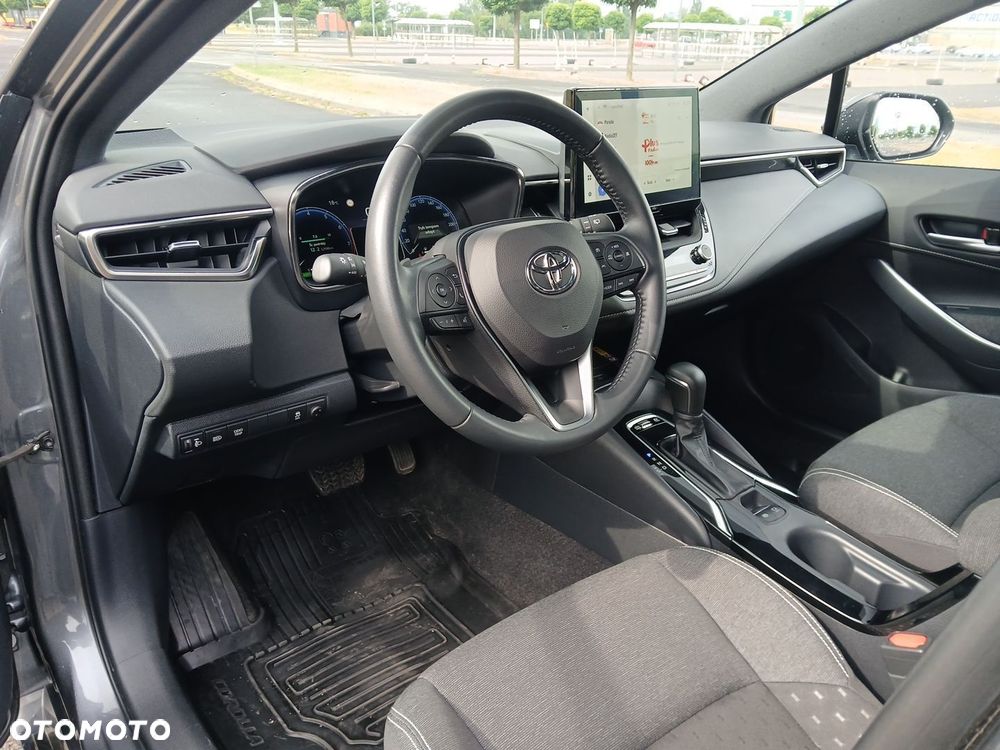 Toyota Corolla 2.0 Hybrid Comfort - 18