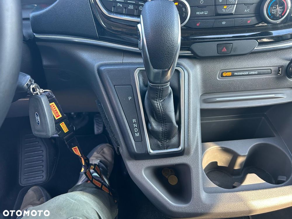 Ford Tourneo Custom 2.0 EcoBlue L1 Titanium SelectShift - 29