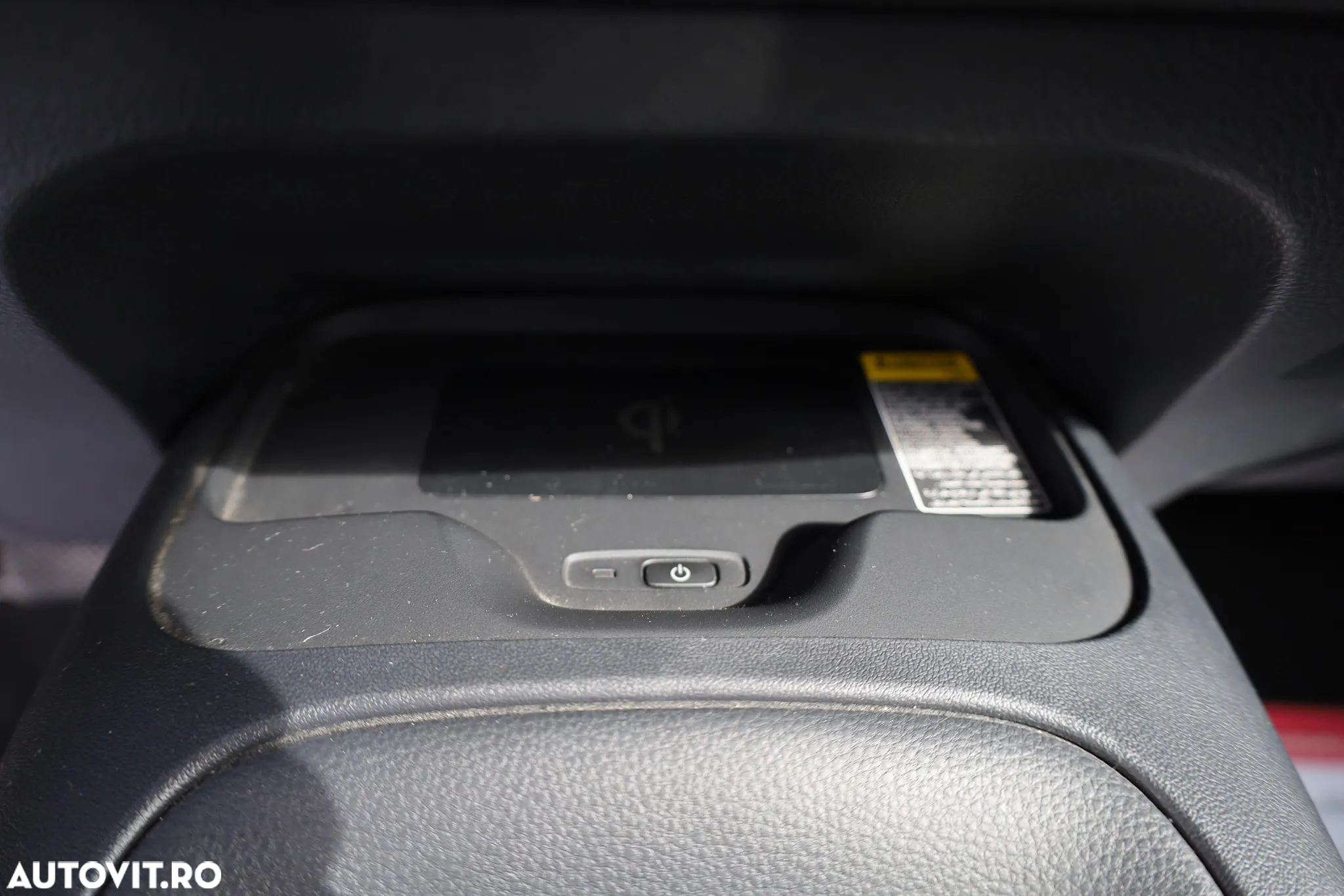 Toyota Corolla 1.8 Hybrid Comfort - 21