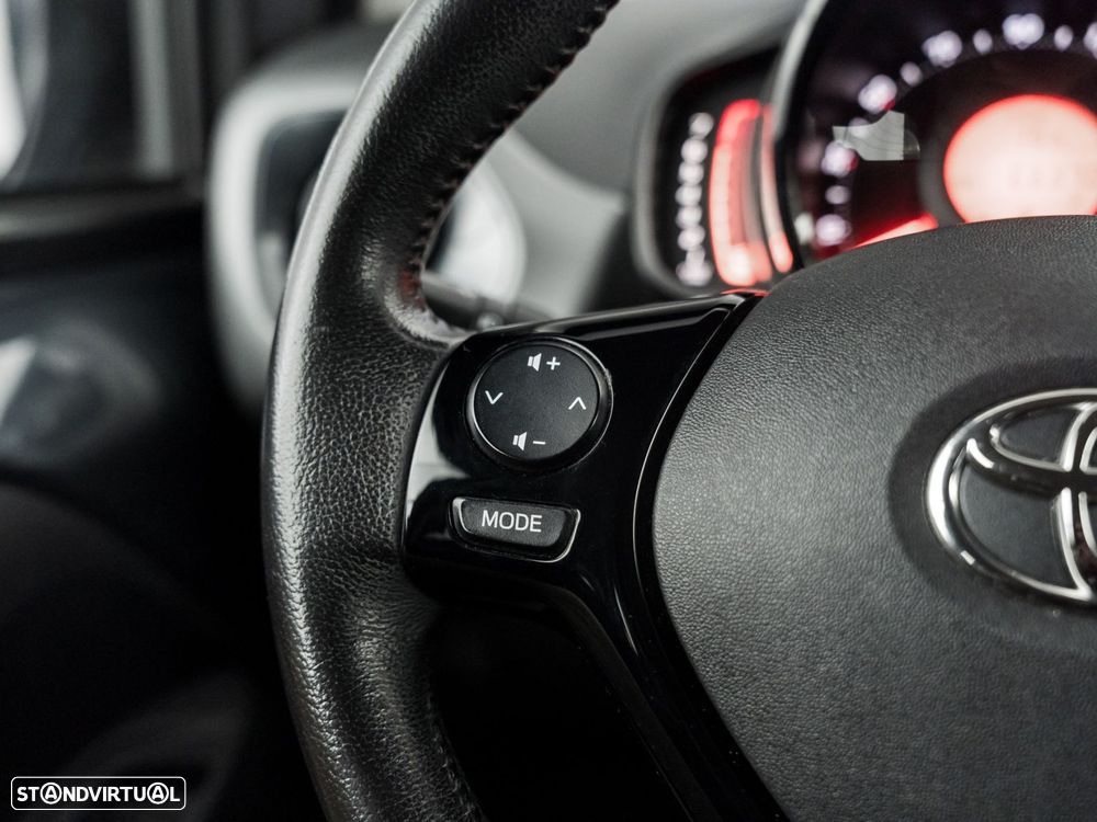 Toyota Aygo 1.0 X-Play+X-Touch - 15
