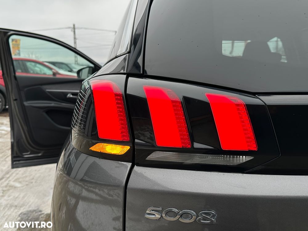 Peugeot 5008 BlueHDI 120 EAT6 Allure - 17