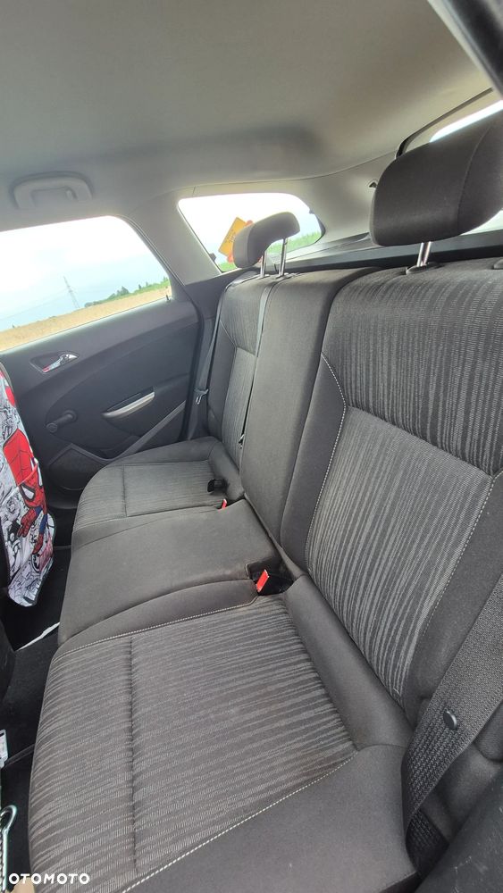 Opel Astra 1.6 Edition - 9