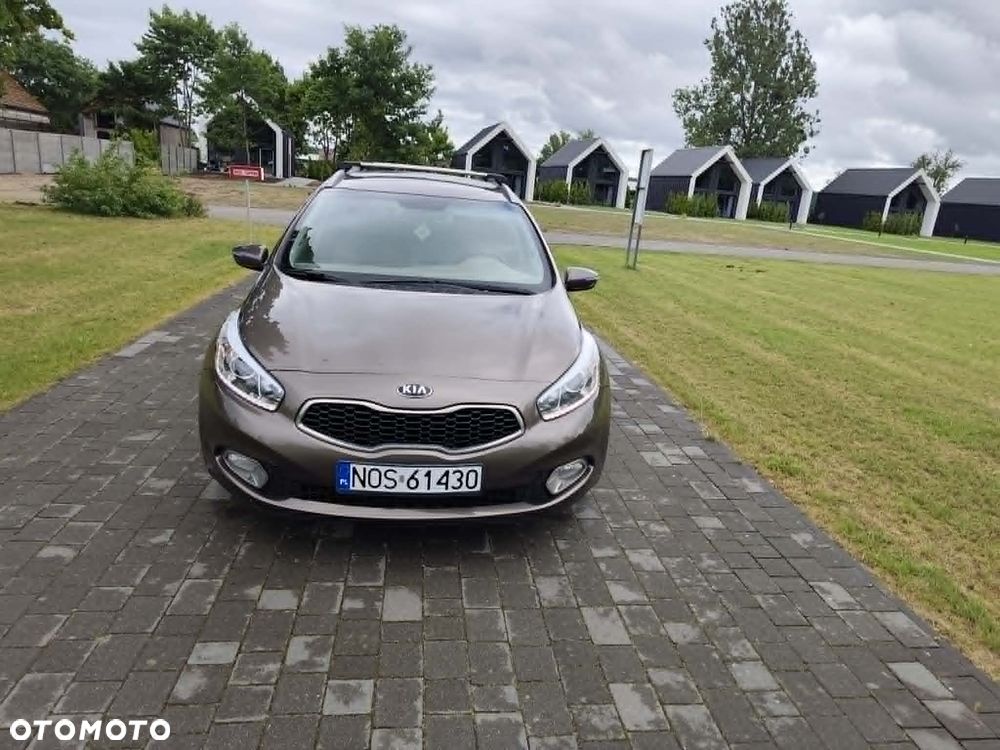 Kia Ceed 1.6 GDI L - 1