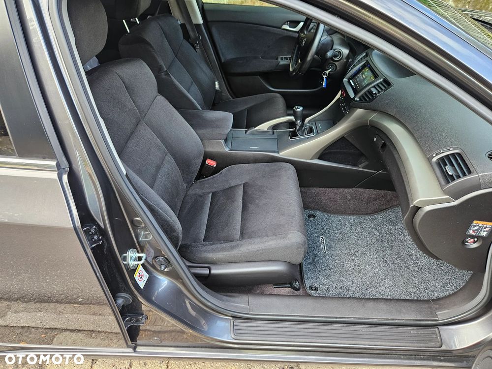 Honda Accord 2.0 50 Jahre Edition - 8