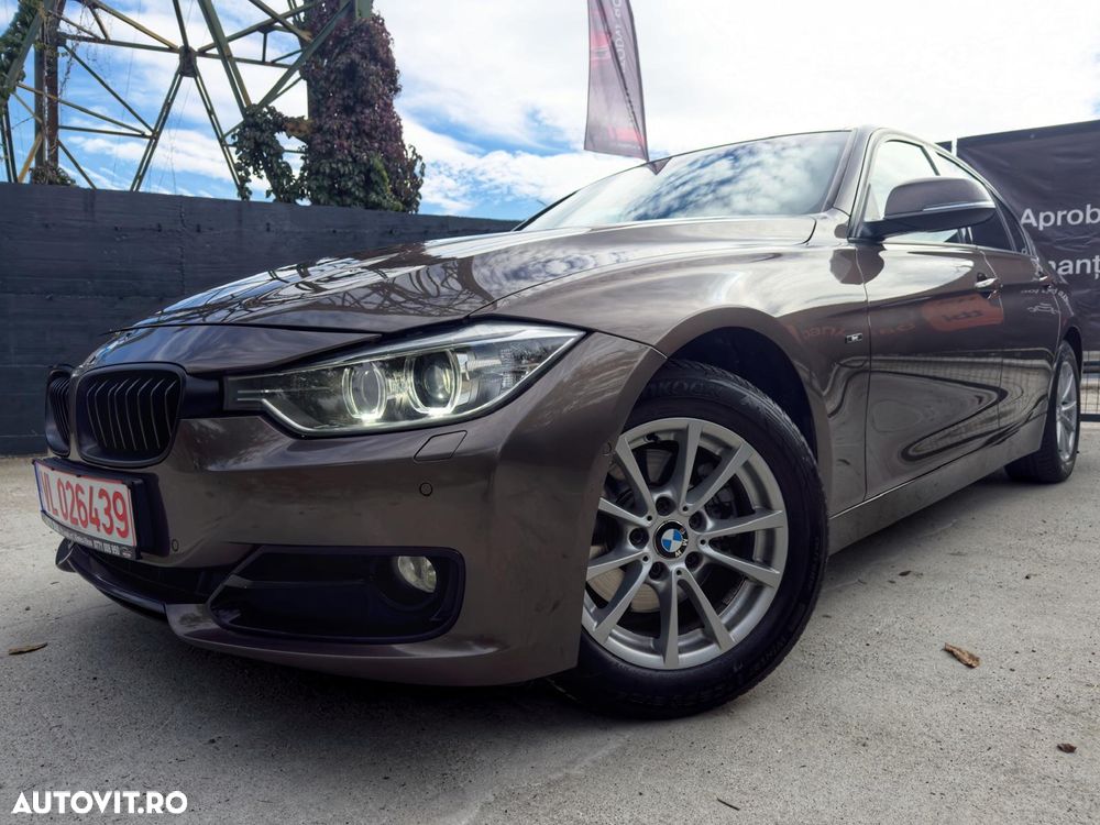 BMW Seria 3 320d Aut. Blue Performance Sport Line - 2