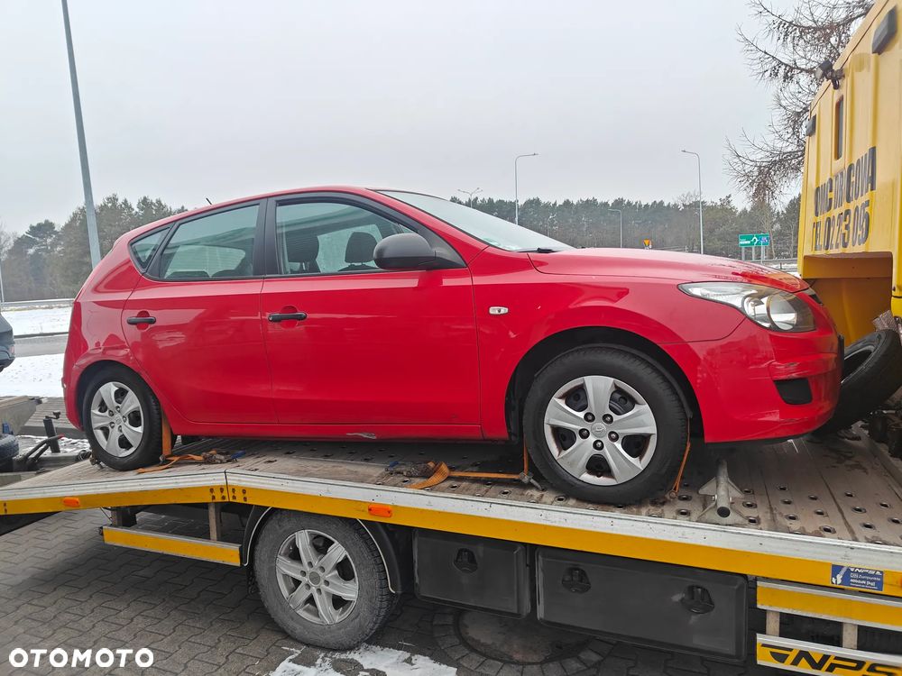 Hyundai i30 1.4 Blue Classic - 1