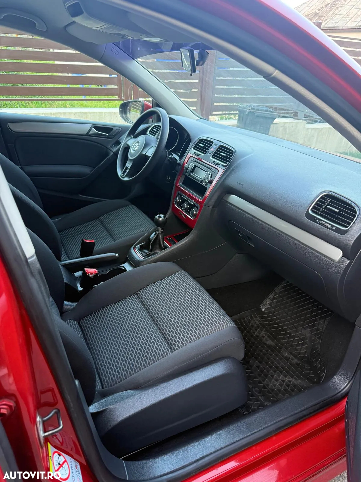 Volkswagen Golf - 10