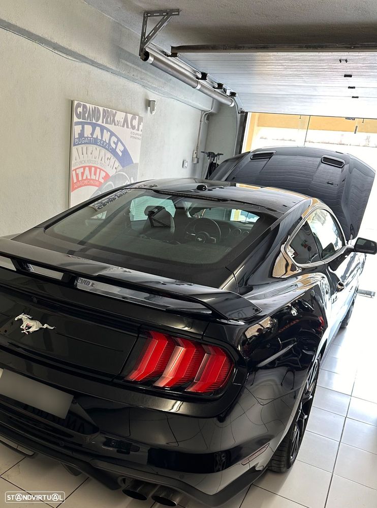 Ford Mustang 2.3 Eco Boost Aut. - 5
