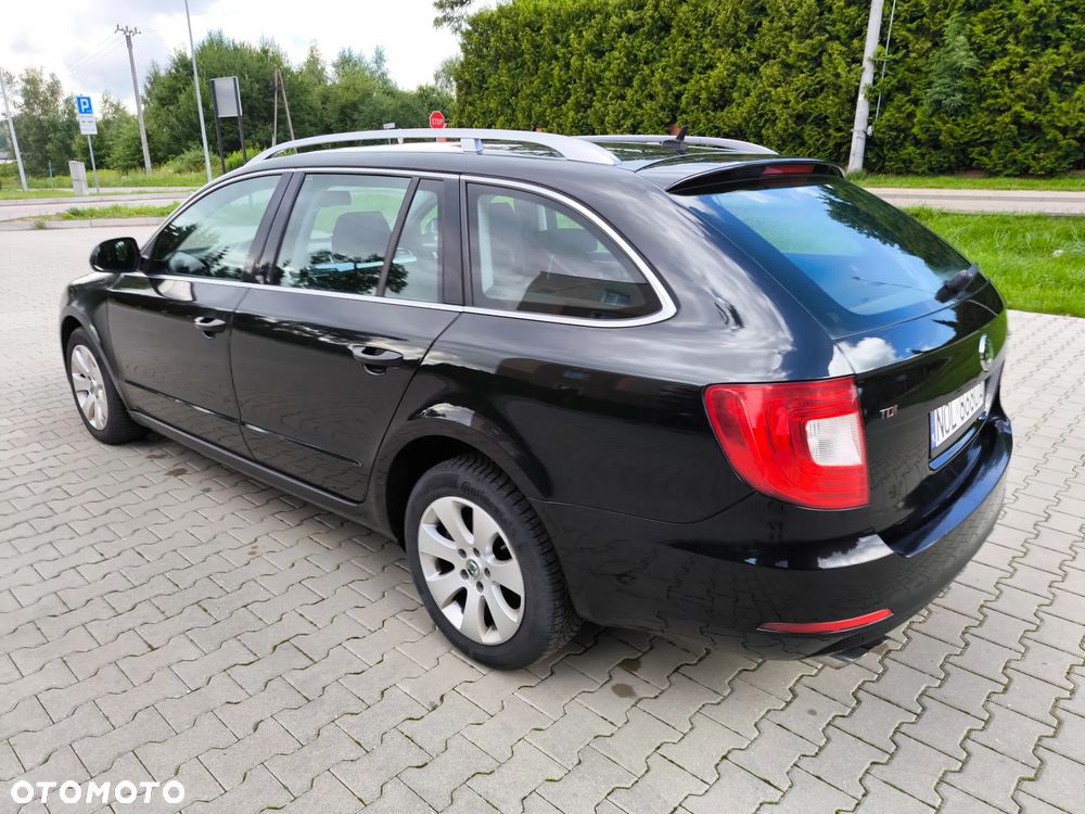 Skoda Superb 2.0 TDI Ambition - 5