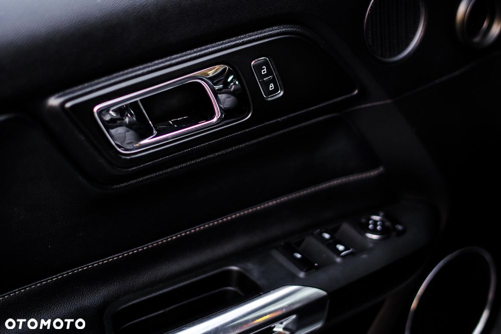 Ford Mustang Cabrio 2.3 Eco Boost - 14